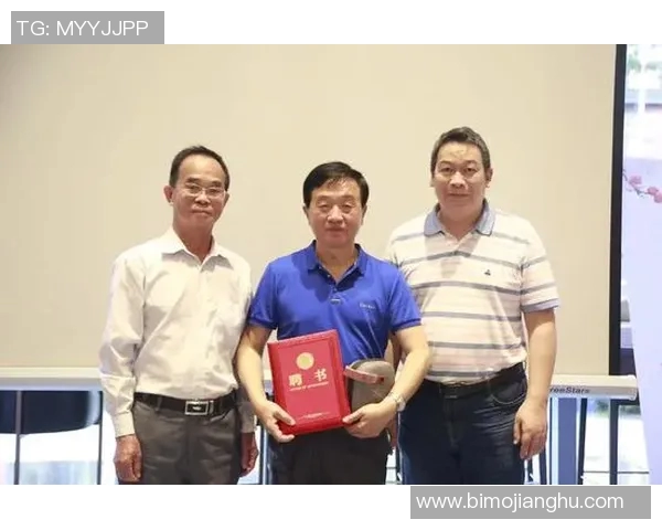 杨伟谈滑板人生:从初学者到专业选手的心路历程与成长故事 杨伟谈滑板人生:从初学者到专业选手的心路历程与成长故事